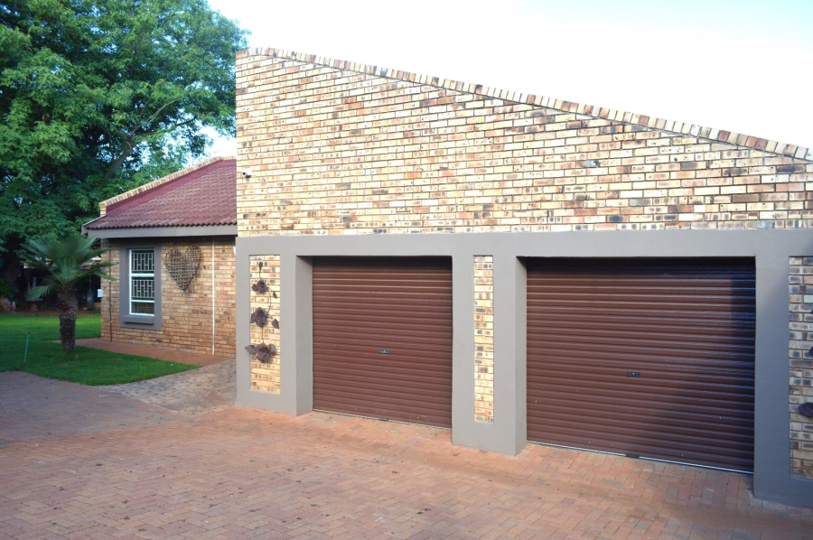 4 Bedroom Property for Sale in Doringkruin North West